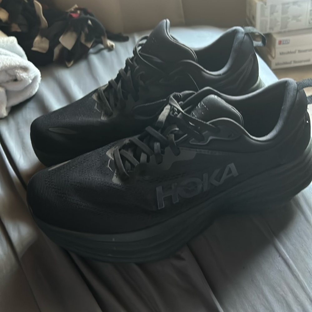 Hoka Bondi 8